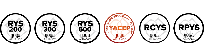 Yoga Alliance Zertifizierungen: RYS 200, 300, 500, YACEP, RCYS, RPYS für zertifizierte Yoga-Ausbildung.
